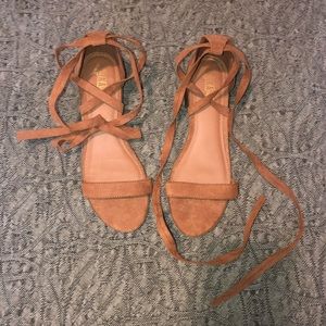 Adorable strappy suede wrap chunky short heels!